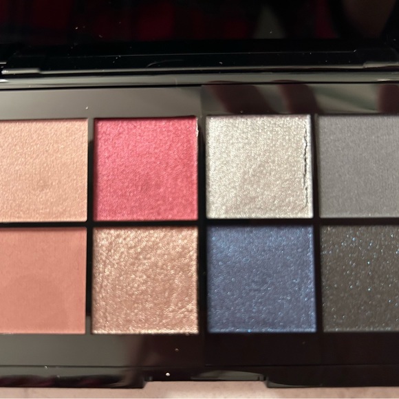 Lancôme Eyeshadow Palette, Blush Palette, and Highlighter - Picture 3 of 5